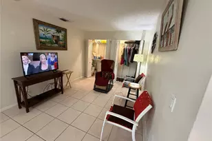 6711 S Parkway Dr, Margate, FL 33068 - Photo 21