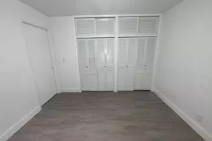 707 NE 10th St, Hallandale Beach, FL 33009 - Photo 7