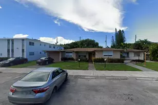 707 NE 10th St, Hallandale Beach, FL 33009 - Photo 1