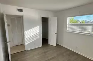 8 SE 19th Ave, Pompano Beach, FL 33060 - Photo 7