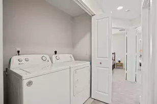 1547 W 26th Ct, Riviera Beach, FL 33404 - Photo 17