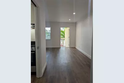 815 Middle River Drive #215, Fort Lauderdale, FL 33304 - Photo 9