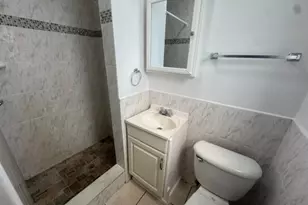 1822 Dixieanna St Unit, Hollywood, FL 33020 - Photo 5