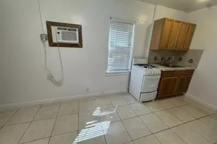 1822 Dixieanna St Unit, Hollywood, FL 33020 - Photo 7