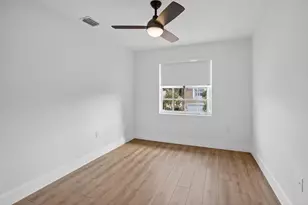 2351 NW 138th Dr, Sunrise, FL 33323 - Photo 37