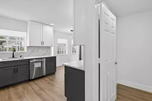 2351 NW 138th Dr, Sunrise, FL 33323 - Photo 9