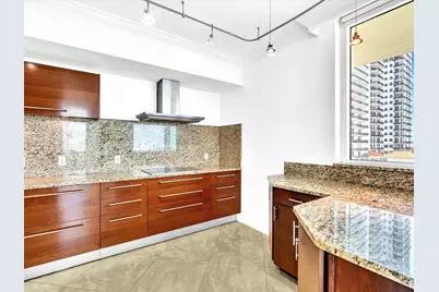 101 S Fort Lauderdale Beach Boulevard #906, Fort Lauderdale, FL 33316 - Photo 9
