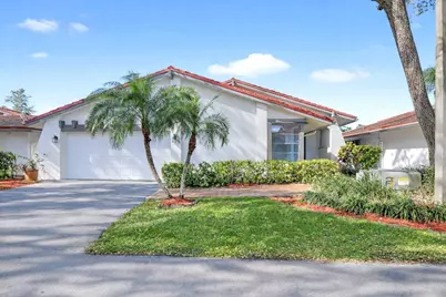 661 Hollows Circle, Deerfield Beach, FL 33442 - Photo 3