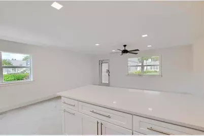 195 Flanders #195, Delray Beach, FL 33484 - Photo 5