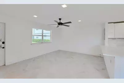 195 Flanders #195, Delray Beach, FL 33484 - Photo 3