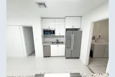 5719 NW 86th Avenue, Tamarac, FL 33321 - Photo 3