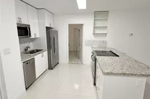 5719 NW 86th Ave, Tamarac, FL 33321 - Photo 11