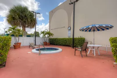 16686 Golfview Drive, Weston, FL 33326 - Photo 43