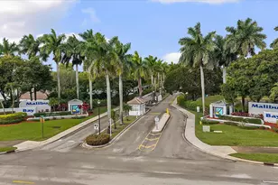 20815 NW 2nd St, Pembroke Pines, FL 33029 - Photo 35