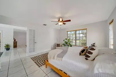 1251 SW 67th Avenue, Plantation, FL 33317 - Photo 17