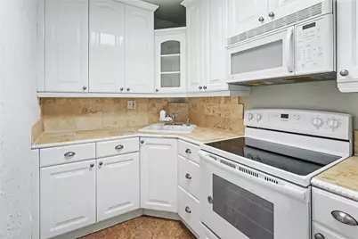 3000 Riomar Street #406, Fort Lauderdale, FL 33304 - Photo 9