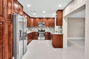 6831 NW 81st Pl, Tamarac, FL 33321 - Photo 27