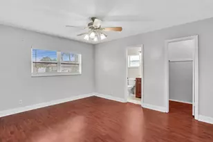 6831 NW 81st Pl, Tamarac, FL 33321 - Photo 15