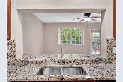 6831 NW 81st Place, Tamarac, FL 33321 - Photo 31