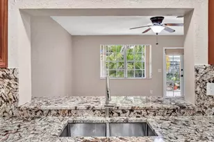 6831 NW 81st Pl, Tamarac, FL 33321 - Photo 31