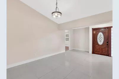 6831 NW 81st Place, Tamarac, FL 33321 - Photo 5