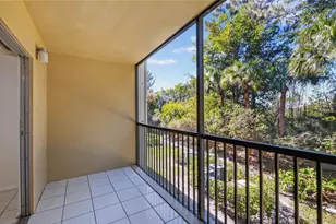 900 SW 142nd Ave, Hollywood, FL 33027 - Photo 23