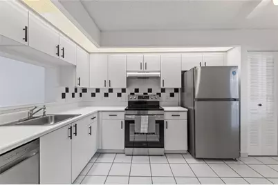 900 SW 142nd Avenue #213L, Pembroke Pines, FL 33027 - Photo 9