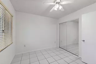 900 SW 142nd Ave, Pembroke Pines, FL 33027 - Photo 17