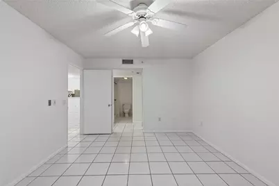 900 SW 142nd Avenue #213l, Pembroke Pines, FL 33027 - Photo 19