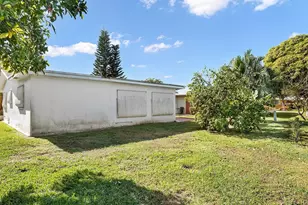 4929 NW 53rd St, Tamarac, FL 33319 - Photo 19