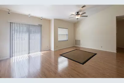 10195 Greentrail Drive, Boynton Beach, FL 33436 - Photo 13