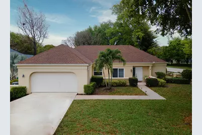 10195 Greentrail Drive, Boynton Beach, FL 33436 - Photo 1