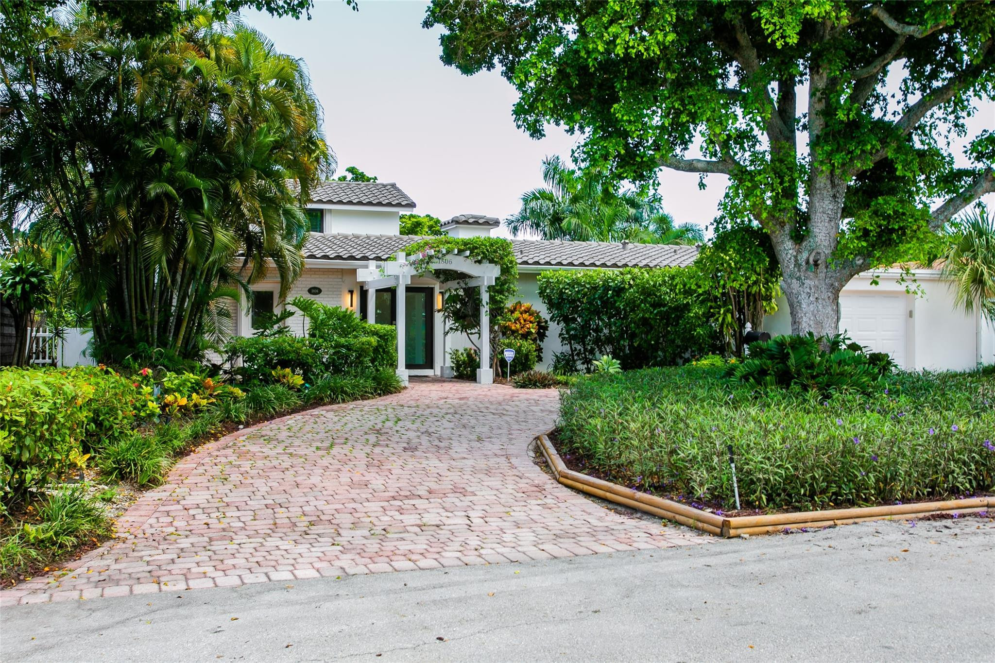 1806 NE 22nd Terrace - 1806 NE 22nd Terrace, Fort Lauderdale, FL 33305 Luxury Property | Jose Angel Pina
