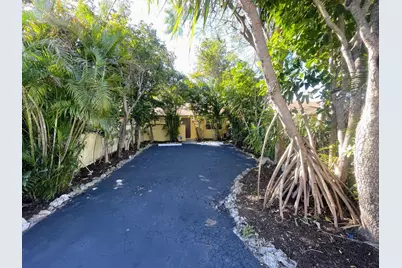 512 NW 43rd Place, Deerfield Beach, FL 33064 - Photo 7