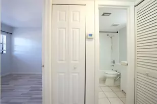 3400 Foxcroft Rd, Miramar, FL 33025 - Photo 5