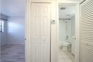 3400 Foxcroft Rd, Miramar, FL 33025 - Photo 5