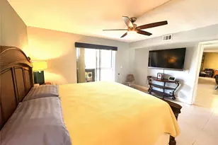 271 S Hollybrook Dr, Pembroke Pines, FL 33025 - Photo 11