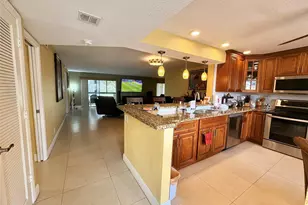 271 S Hollybrook Dr, Pembroke Pines, FL 33025 - Photo 1