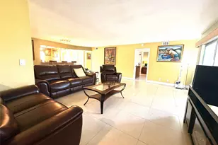 271 S Hollybrook Dr, Pembroke Pines, FL 33025 - Photo 7