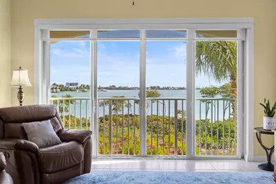 21 Harbour Isle Drive #203, Hutchinson Island, FL 34949 - Photo 5