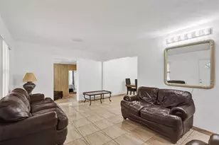 14115 NE 11th Ave, Miami, FL 33161 - Photo 5