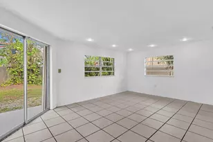 7971 NW 16th St, Hollywood, FL 33024 - Photo 13