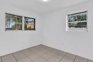7971 NW 16th St, Hollywood, FL 33024 - Photo 17
