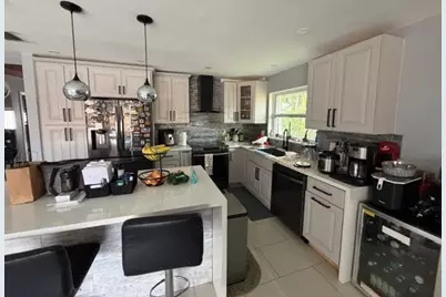 680 NW 49th Avenue, Coconut Creek, FL 33063 - Photo 7