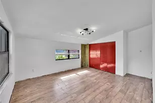 6881 SW 2nd St, Hollywood, FL 33023 - Photo 23