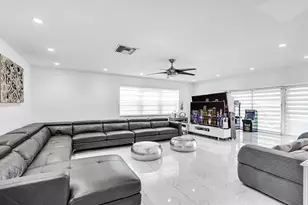 4100 N 36th Ave, Hollywood, FL 33021 - Photo 5