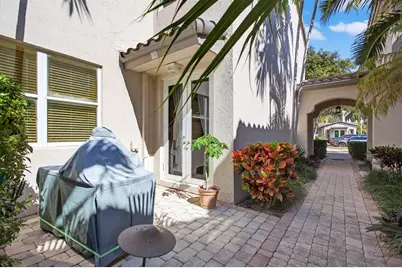 1900 Oceanwalk Lane #138, Pompano Beach, FL 33062 - Photo 31