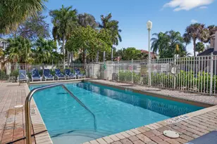 1900 Oceanwalk Ln, Lauderdale by the Sea, FL 33062 - Photo 35