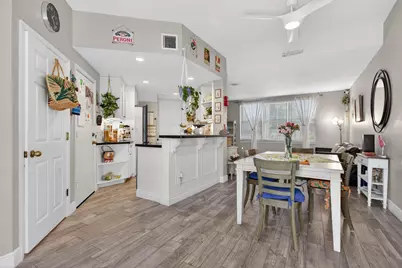 1900 Oceanwalk Lane #138, Pompano Beach, FL 33062 - Photo 11