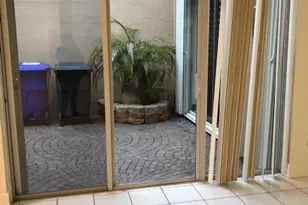 1087 River Birch St, Hollywood, FL 33019 - Photo 5